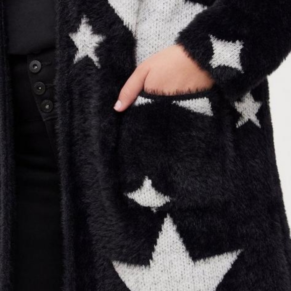 Torrid Plus Black & White Hooded Star Cardigan - Picture 6 of 8